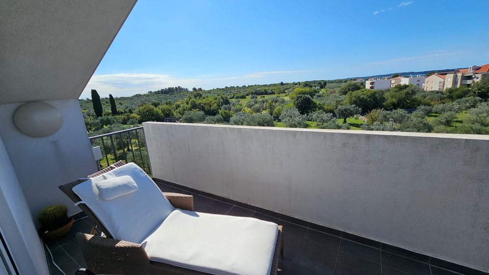 Luxuriöses Apartment im Peroj , Strandnähe mit freiem Blick auf das Meer und den Nationalpark Brijuni